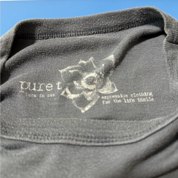 Pure Black T Maternity Top. Very Good Condition. Size XS - Picture 2 of 5